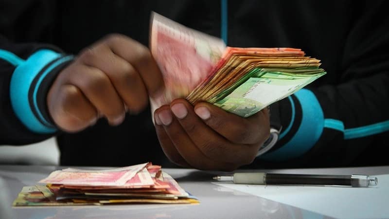 10 Money-Saving Tips For Students. A Must Learn 2 10 Money-Saving Tips For Students. A Must Learn