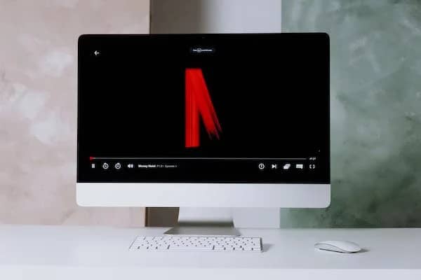 Top 10 Best Educational Movies For Students 6 Top 10 Best Movies To Watch As A Student During Holidays