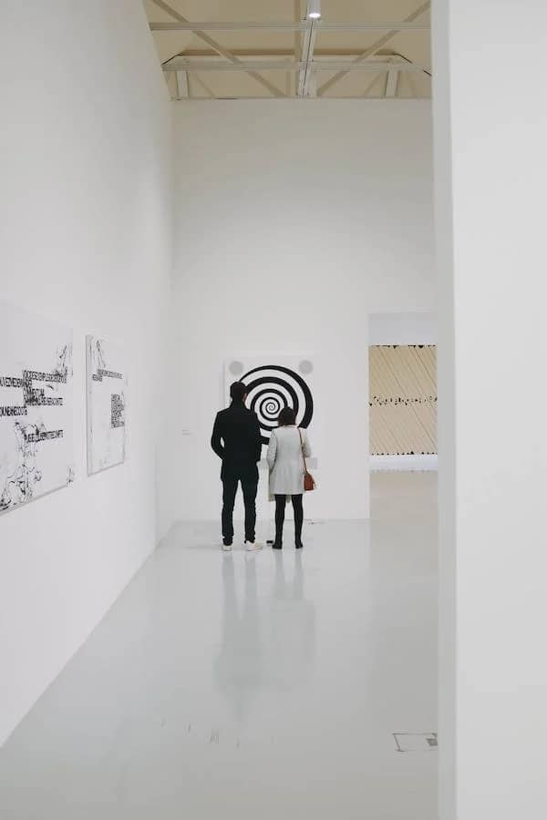 What Does It Mean To Be A Minimalist? 4 What Does It Mean To Be A Minimalist?
