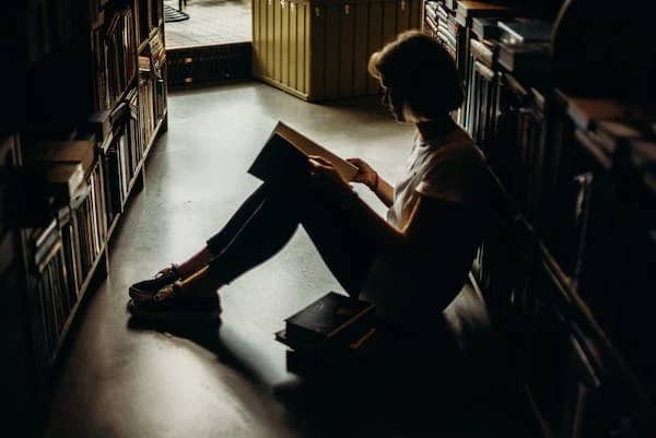 17 Recommended Books For Every Law Student